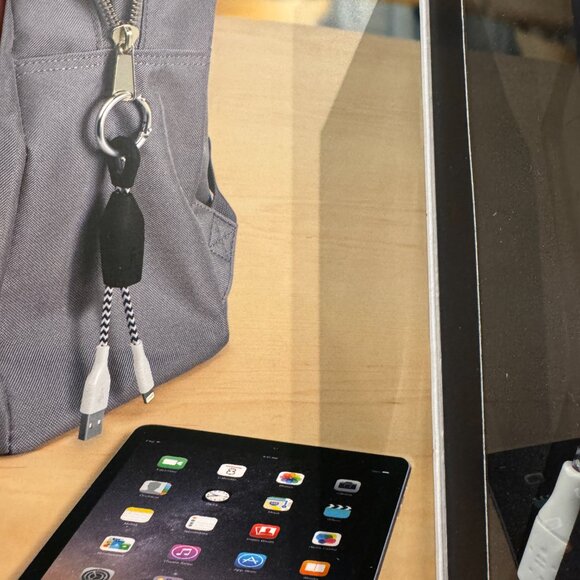 Belkin Ligtning to USB clip - Picture 3 of 5